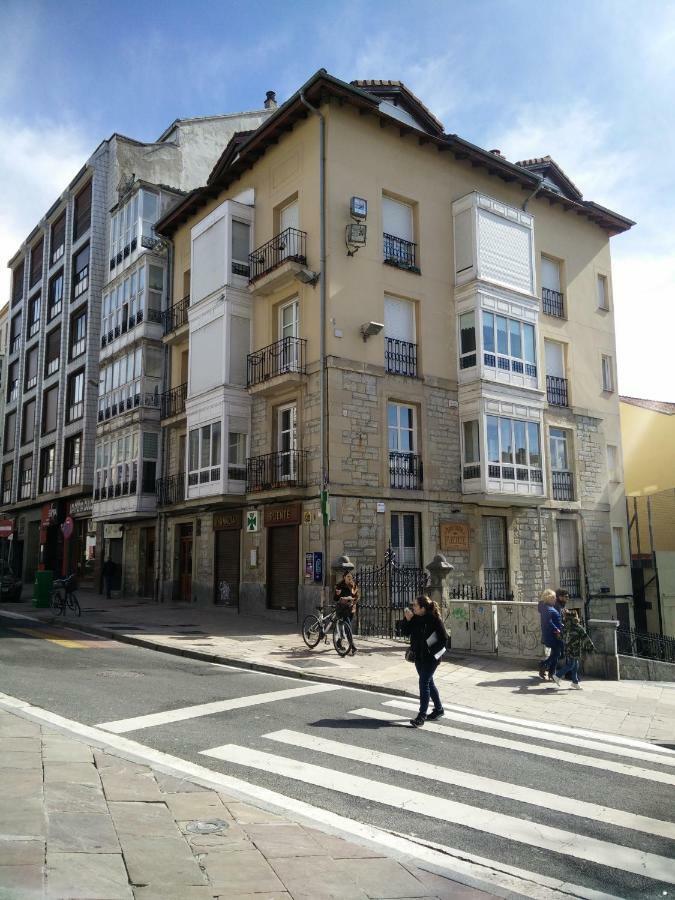 Hostal Del Arquitecto Vitoria-Gasteiz Exteriör bild